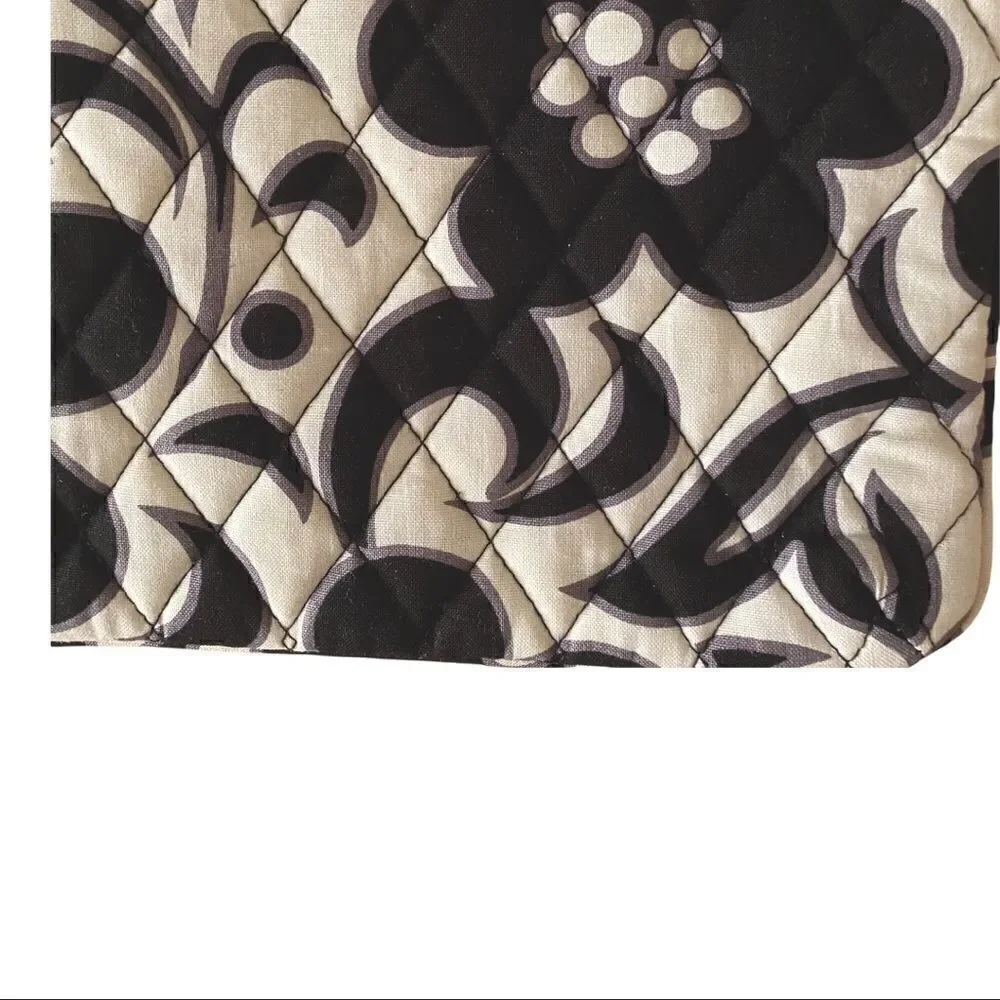 Vera Bradley Cosmetic Bag Clutch Purse NEW